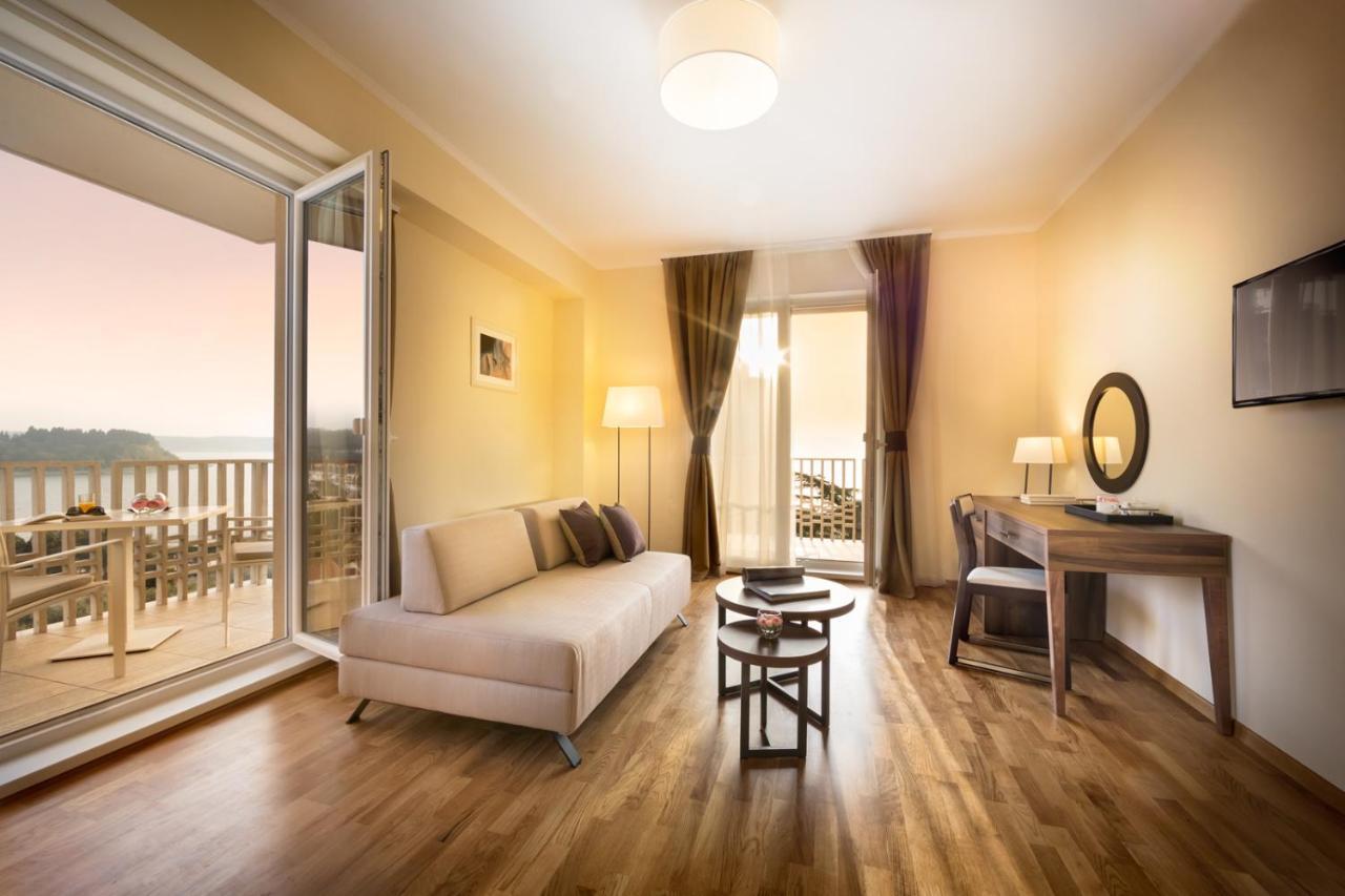 Remisens Casa Rosa - Hotel Metropol Annexe 포르토로즈 객실 사진