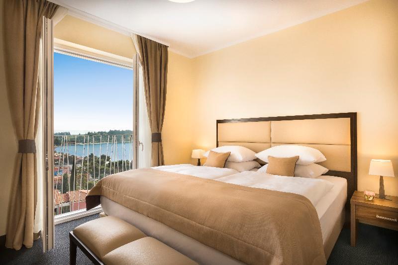 Remisens Casa Rosa - Hotel Metropol Annexe 포르토로즈 외부 사진